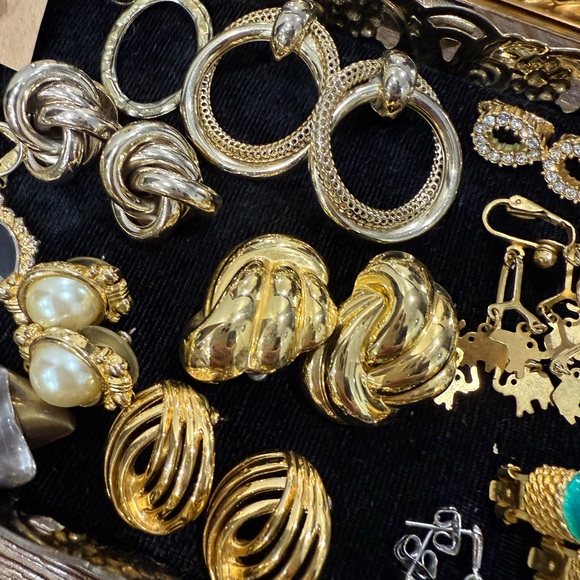 LOT OF 19 sets of earrings - Picture 5 of 7